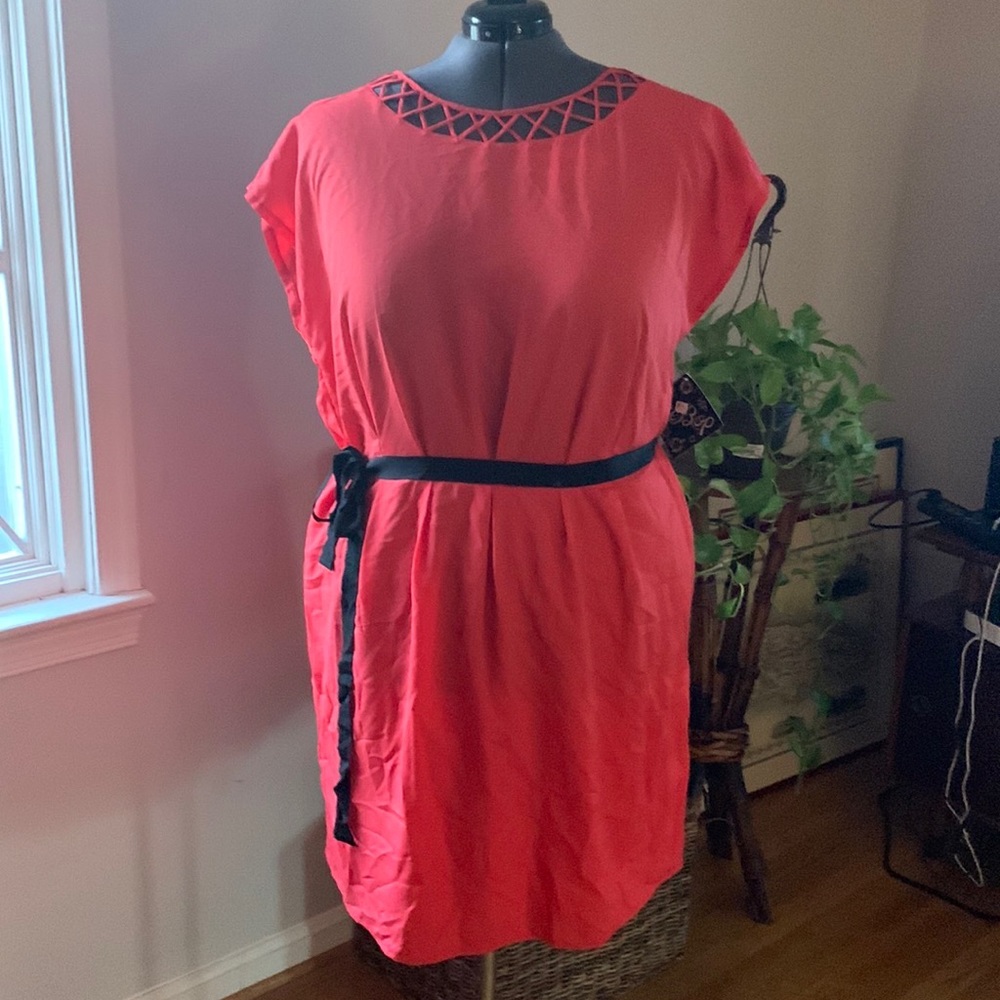 Dress with lattice neckline